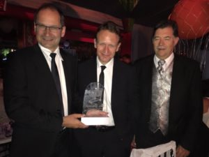 Tru-Cape Fruit Marketing chairman Pieter Graaff with managing director Roelf Pienaar and Freshmark managing director Dr Johan van Deventer.
